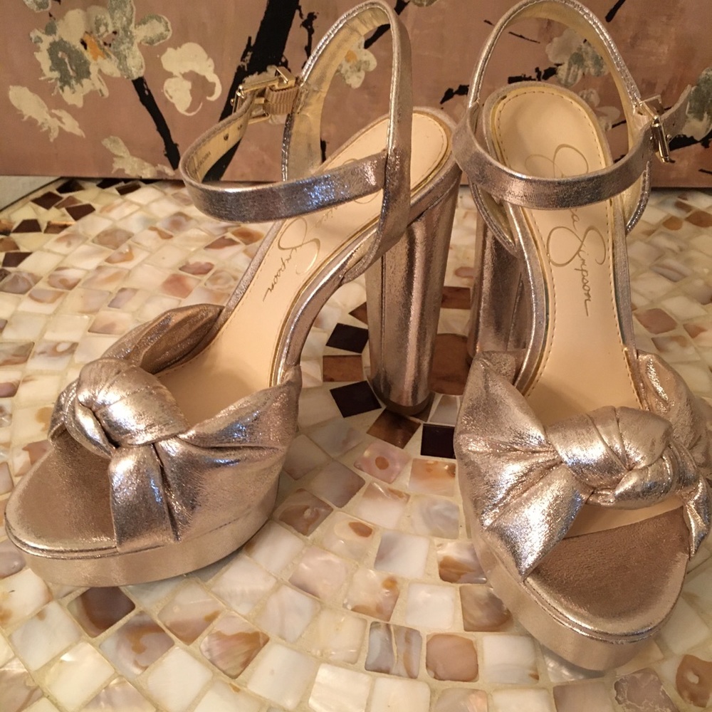 Jessica Simpson - Block Heel Platform Metallic